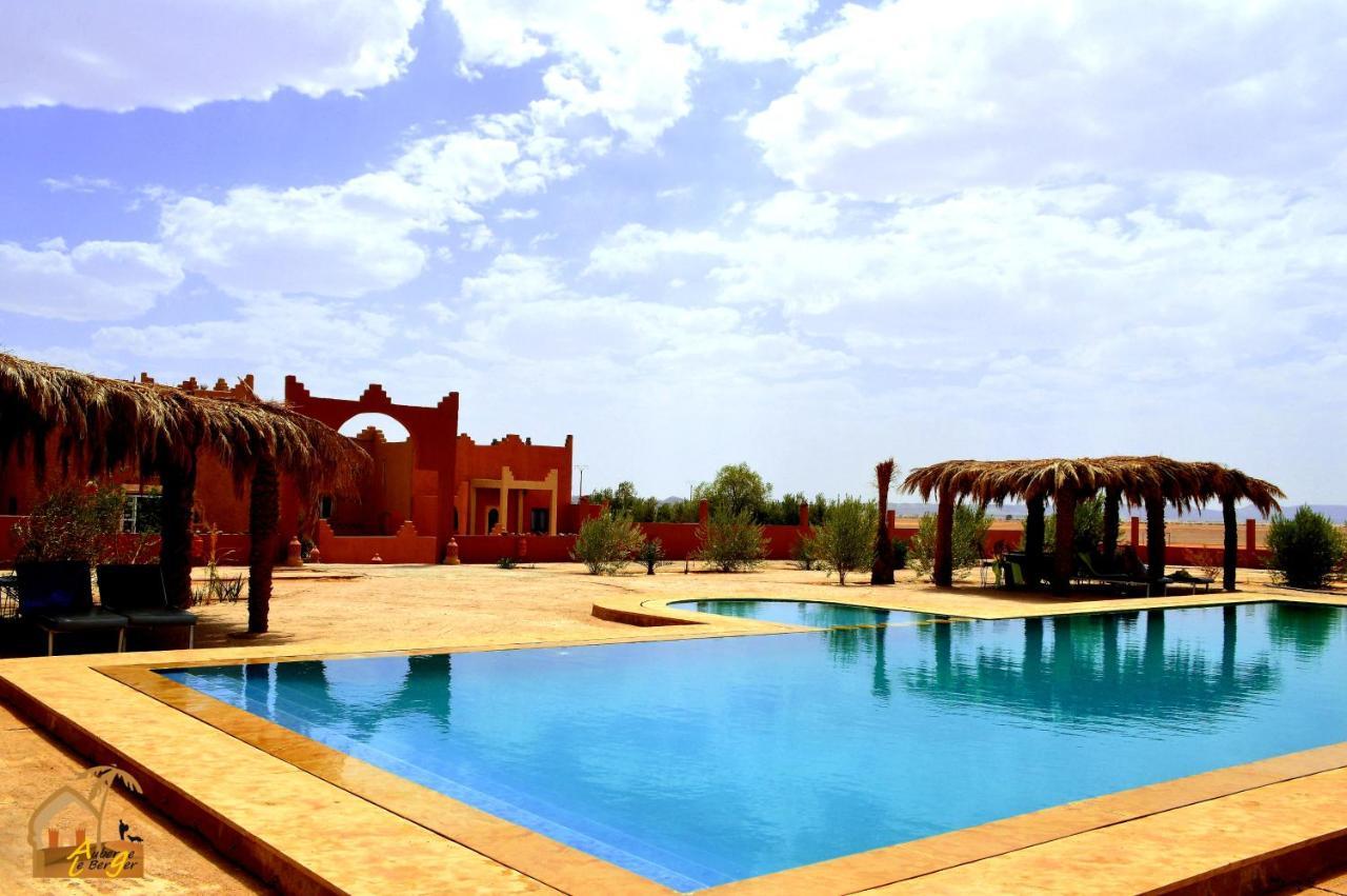 Hotel Kasbah Du Berger & Piscine Merzouga Esterno foto